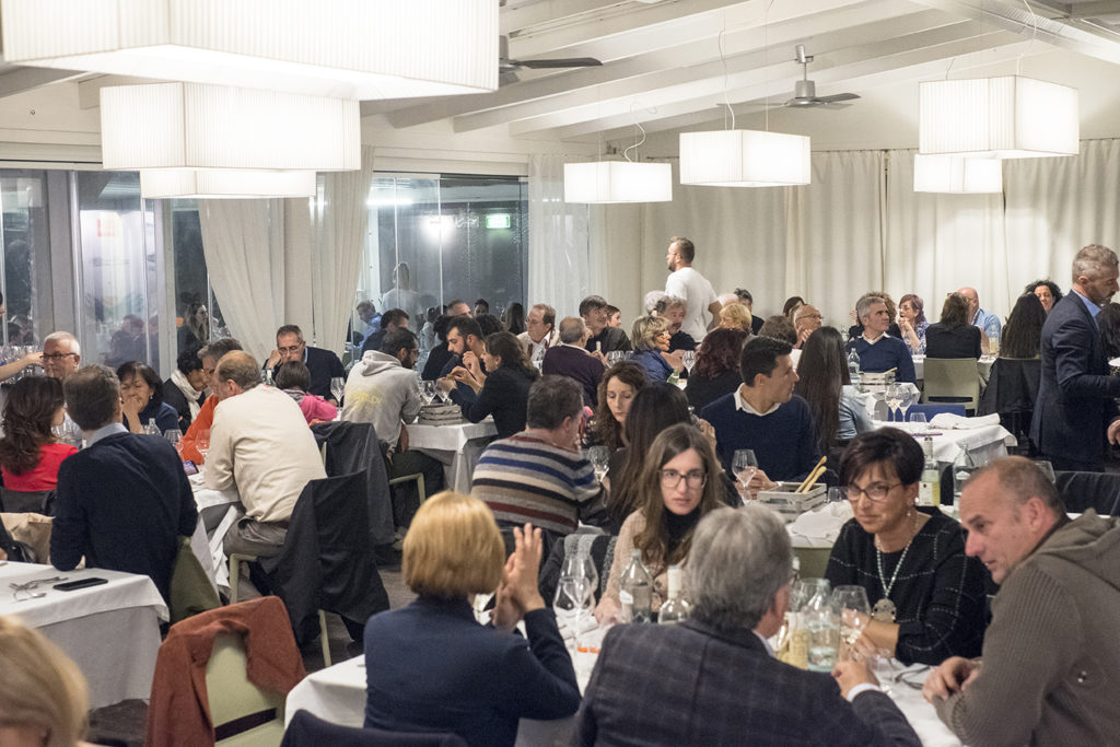 cena solidale 10 mani 2019